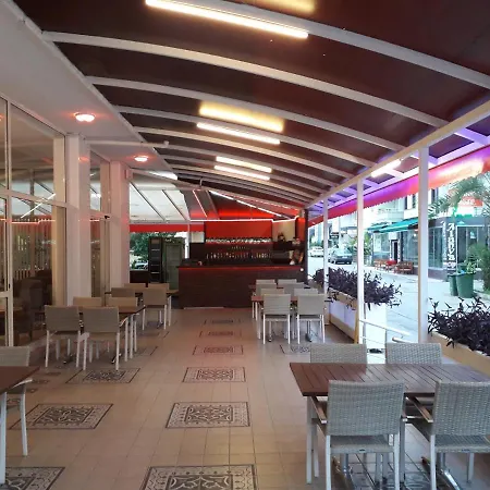Apartahotel La Mosae
