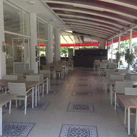 Apartahotel La Mosae *